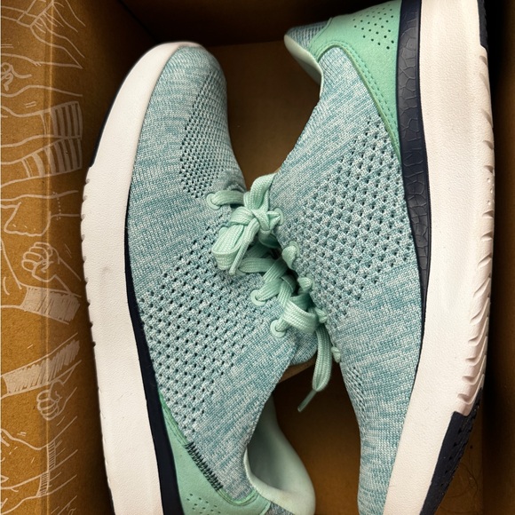 New Kizik Lima spearmint sneakers you can step into! (No bending!) size 7.5W+box - Picture 12 of 12